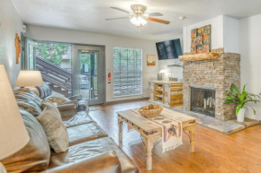 Condo Near Midtown Ruidoso with Furnished Deck!